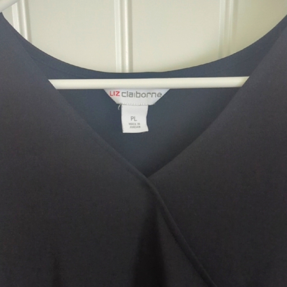 Liz Claiborne Black Short Sleeve Top